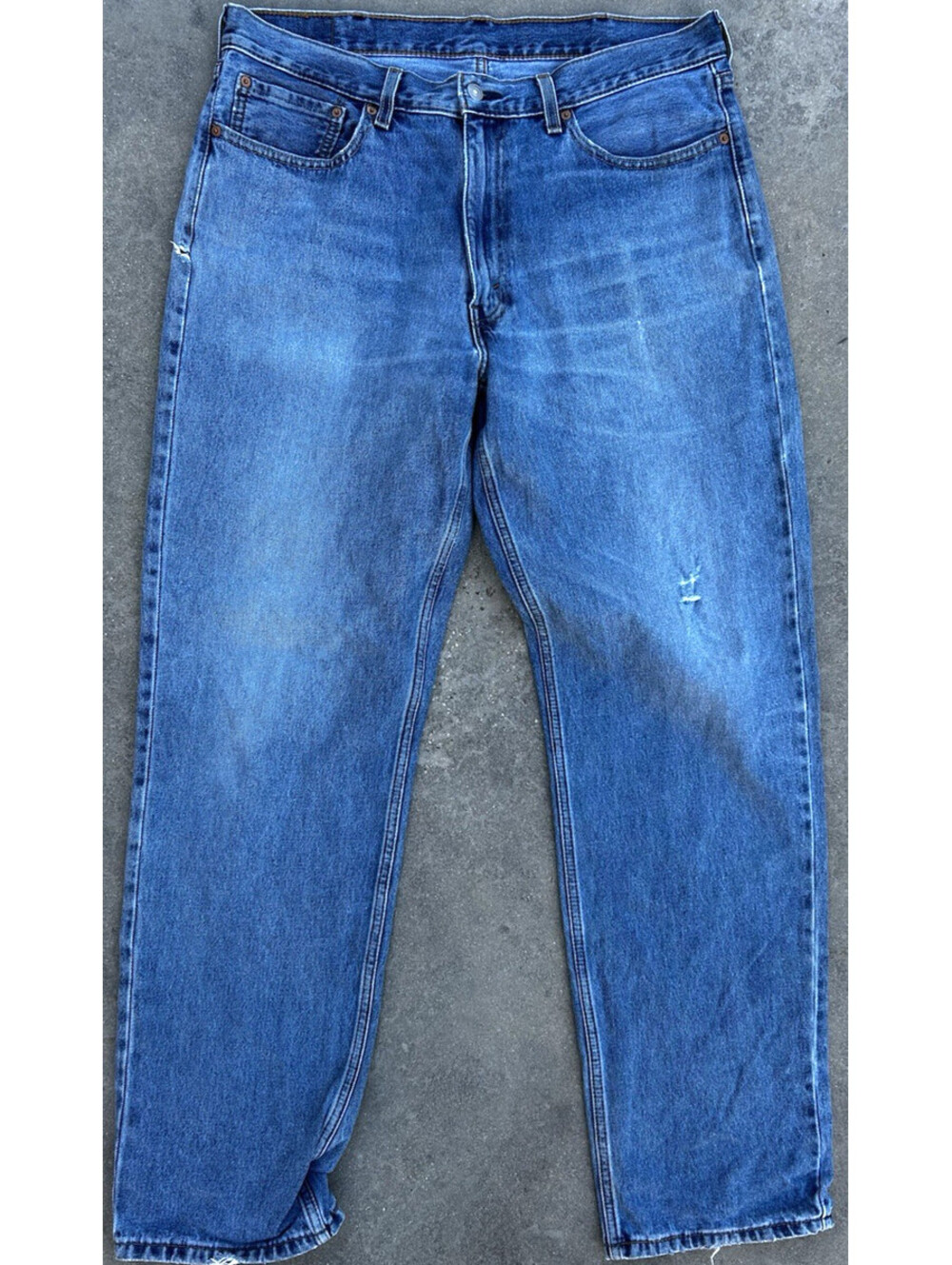 Levis 550 Blue Denim Jeans Tag Sz 38W x 36 Measure 36Wx34L Thigh Fade Distressed